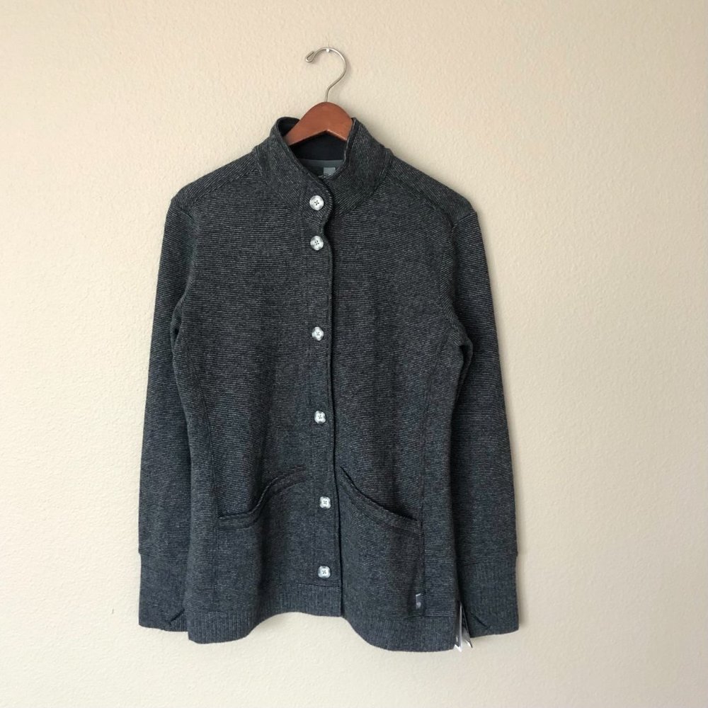 NWT Mountain Hardwear Wool Cardigan